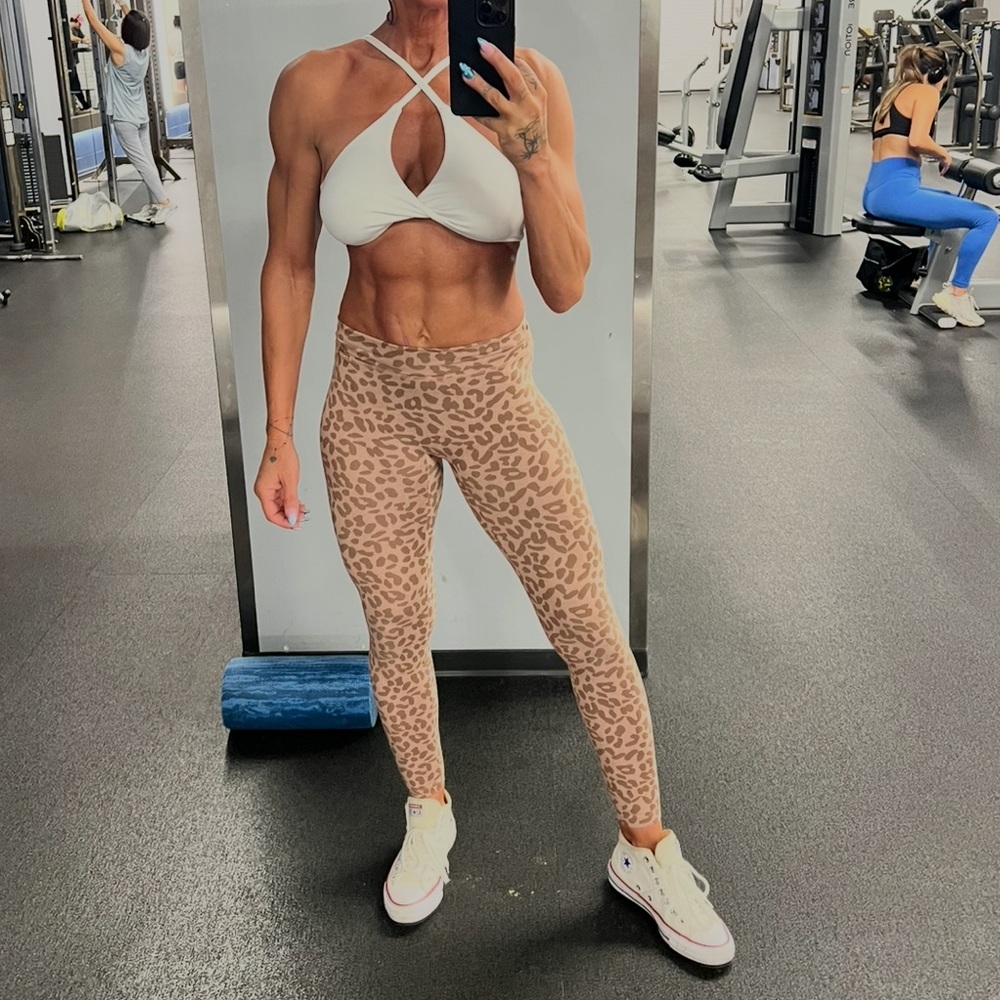 Bombshell sportswear scrunch leopard leggings rose/pink size S great condition